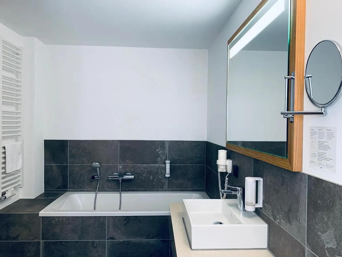 Stadthotel Kachelofen Krumbach  3*, Krumbach (Gunzburg)